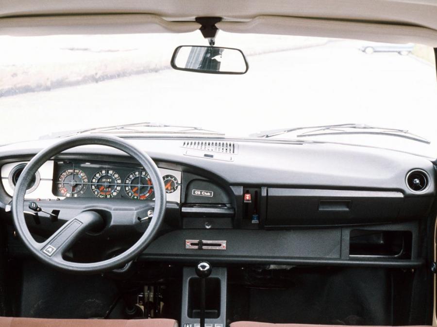  Citroen GS Club Break 1977 года  (фото 8 из 13)